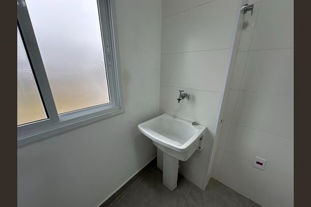 Apartamento para alugar com 68m², 2 quartos e 1 vagaÁrea de Serviço