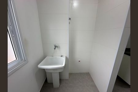 Apartamento para alugar com 68m², 2 quartos e 1 vagaÁrea de Serviço