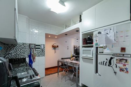 Apartamento à venda com 61m², 2 quartos e 1 vaga Apartamento à venda com 61m², 2 quartos e 1 vagaCozinha