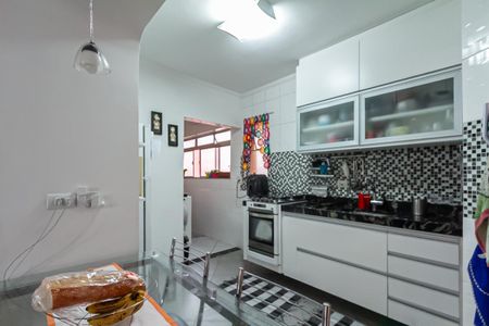 Apartamento à venda com 61m², 2 quartos e 1 vaga Apartamento à venda com 61m², 2 quartos e 1 vagaCozinha