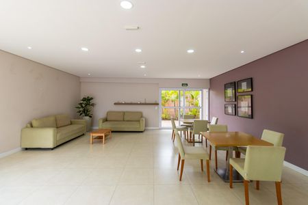 Apartamento para alugar com 70m², 2 quartos e 1 vagaÁrea comum - Salão de festas