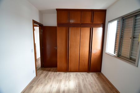 Apartamento à venda com 61m², 2 quartos e 1 vagaQuarto 2