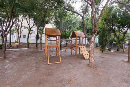 Apartamento para alugar com 45m², 2 quartos e 1 vagaÁrea comum - Playground