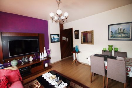 Apartamento à venda com 120m², 3 quartos e 2 vagasSala