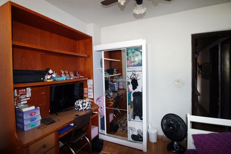 Apartamento à venda com 120m², 3 quartos e 2 vagasQuarto 2