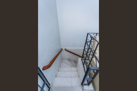 Casa para alugar com 280m², 4 quartos e 3 vagasEscada
