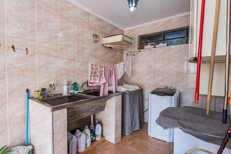 Área de Serviço de casa para alugar com 4 quartos, 280m² em Vila Pirituba, São Paulo