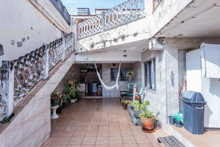Casa para alugar com 280m², 4 quartos e 3 vagasQuintal