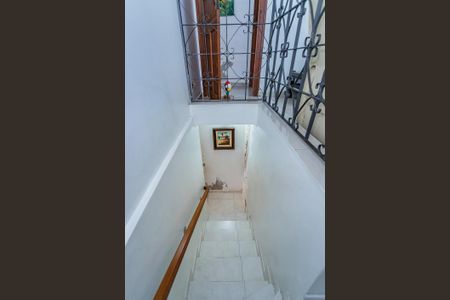 Casa para alugar com 280m², 4 quartos e 3 vagasEscada