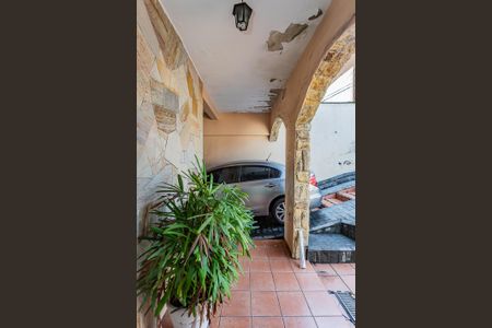 Casa para alugar com 280m², 4 quartos e 3 vagasEntrada
