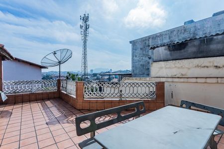 Casa para alugar com 280m², 4 quartos e 3 vagasQuintal