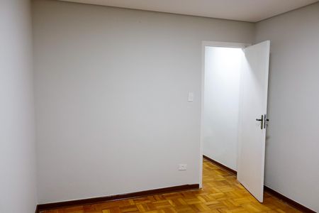 Casa para alugar com 150m², 2 quartos e 2 vagasQuarto 1