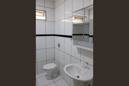 Casa para alugar com 150m², 2 quartos e 2 vagasBanheiro