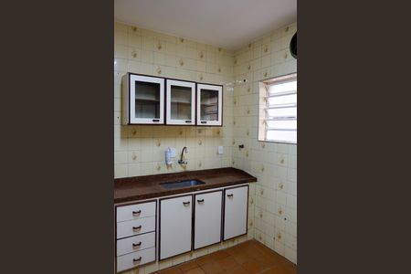 Casa para alugar com 150m², 2 quartos e 2 vagasCozinha