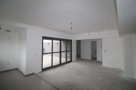 Apartamento à venda com 243m², 3 quartos e 2 vagasSala / Cozinha