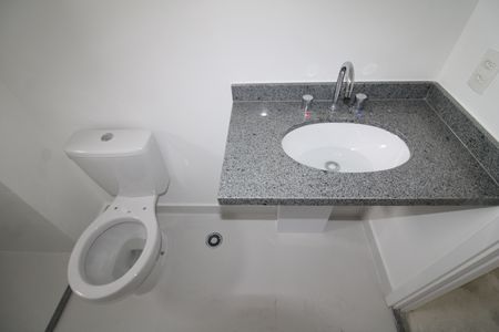 Apartamento à venda com 243m², 3 quartos e 2 vagasQuarto 1 - Banheiro