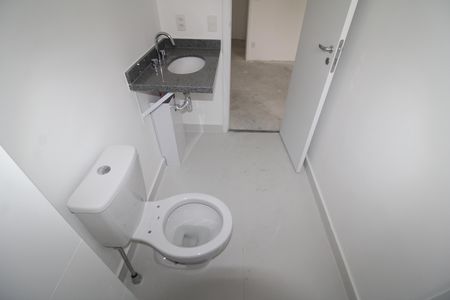 Apartamento à venda com 243m², 3 quartos e 2 vagasQuarto 1 - Banheiro