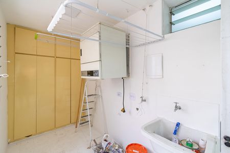 Apartamento para alugar com 90m², 3 quartos e 1 vagaÁrea de Serviço