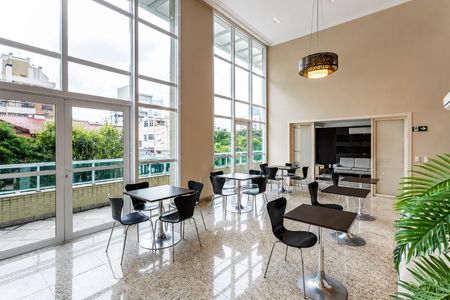 Apartamento para alugar com 123m², 3 quartos e 2 vagas