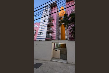 Fachada de apartamento para alugar com 3 quartos, 65m² em Buritis, Belo Horizonte
