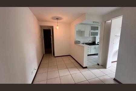 Apartamento à venda com 55m², 2 quartos e 1 vaga