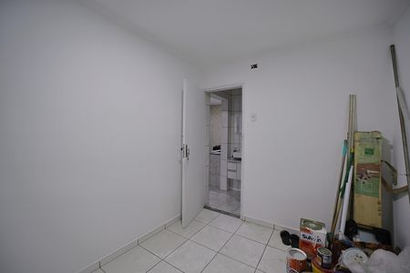 Quarto 2 de apartamento para alugar com 2 quartos, 57m² em Conjunto Habitacional Padre Jose de Anchieta, São Paulo
