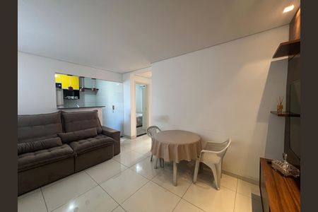 Sala de apartamento à venda com 2 quartos, 55m² em Cabral, Contagem
