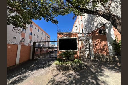 Apartamento à venda com 2 quartos, 55m² em Cabral, Contagem