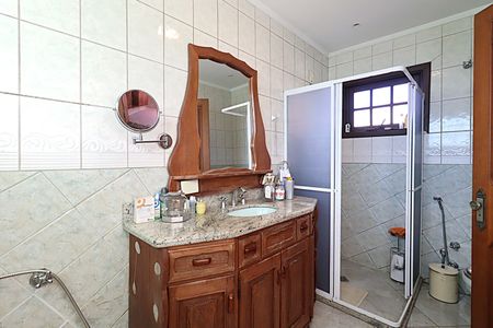 Casa à venda com 115m², 3 quartos e 2 vagasBanheiro da Suíte