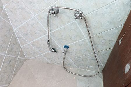 Casa à venda com 115m², 3 quartos e 2 vagasBanheiro da Suíte