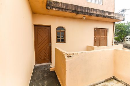 Casa para alugar com 60m², 2 quartos e sem vagaÁrea de Serviço