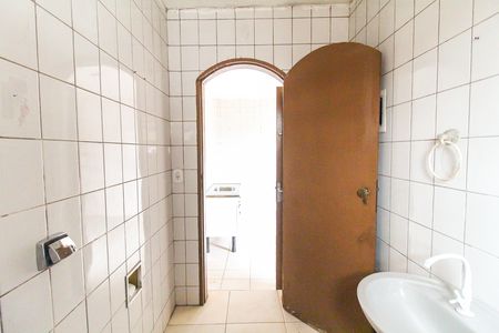 Casa para alugar com 60m², 2 quartos e sem vagaBanheiro