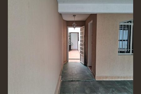 Casa à venda com 2 quartos, 135m² em Parque Vitoria, São Paulo