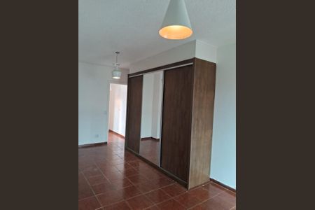 Casa à venda com 2 quartos, 135m² em Parque Vitoria, São Paulo