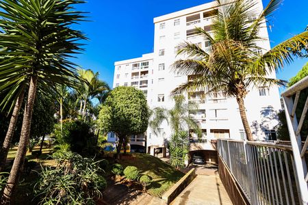 Fachada do bloco de apartamento à venda com 3 quartos, 80m² em Cinquentenario, Belo Horizonte
