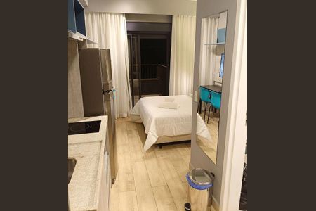Studio para alugar com 26m², 1 quarto e sem vaga Studio para alugar com 26m², 1 quarto e sem vagaSala/Quarto