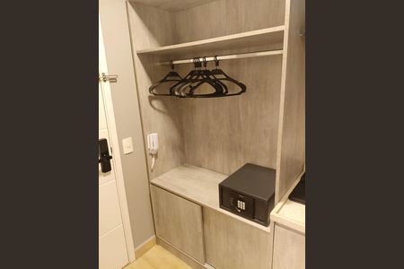 Studio para alugar com 26m², 1 quarto e sem vaga Studio para alugar com 26m², 1 quarto e sem vagaSala/Quarto