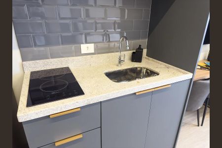 Cozinha de apartamento para alugar com 1 quarto, 26m² em Santo Amaro, São Paulo