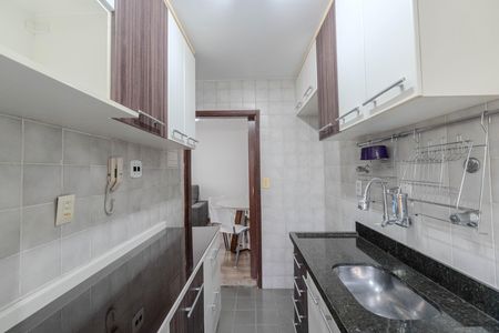 Apartamento à venda com 37m², 1 quarto e 1 vaga Apartamento à venda com 37m², 1 quarto e 1 vagaCozinha e Área de Serviço