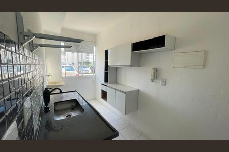 Apartamento para alugar com 2 quartos, 44m² em Jardim Isis, Cotia