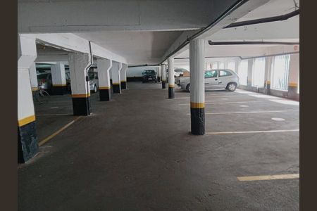 Apartamento à venda com 96m², 2 quartos e 1 vaga