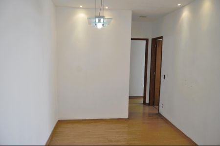 Apartamento à venda com 56m², 2 quartos e 1 vagaSala