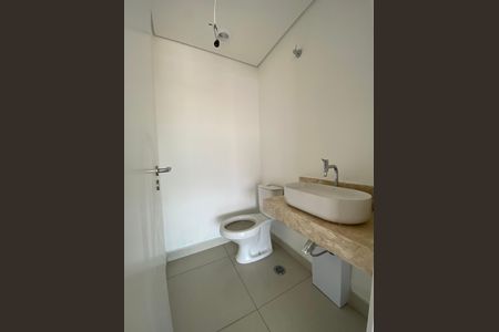 Apartamento à venda com 159m², 3 quartos e 2 vagas Apartamento à venda com 159m², 3 quartos e 2 vagasSala / Banheiro
