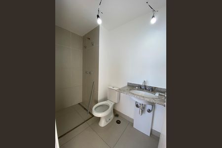 Apartamento à venda com 159m², 3 quartos e 2 vagas Apartamento à venda com 159m², 3 quartos e 2 vagasQuarto 2 / Banheiro