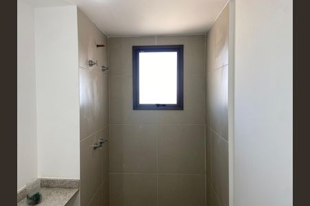 Apartamento à venda com 159m², 3 quartos e 2 vagas Apartamento à venda com 159m², 3 quartos e 2 vagasQuarto 3 / Banheiro