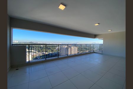 Apartamento à venda com 159m², 3 quartos e 2 vagas Apartamento à venda com 159m², 3 quartos e 2 vagasVaranda