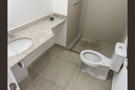 Apartamento à venda com 159m², 3 quartos e 2 vagas Apartamento à venda com 159m², 3 quartos e 2 vagasQuarto 3 / Banheiro