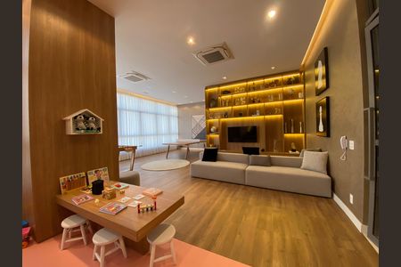 Apartamento à venda com 159m², 3 quartos e 2 vagas Apartamento à venda com 159m², 3 quartos e 2 vagasÁrea Comum