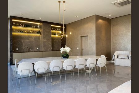 Apartamento à venda com 159m², 3 quartos e 2 vagas Apartamento à venda com 159m², 3 quartos e 2 vagasÁrea Comum
