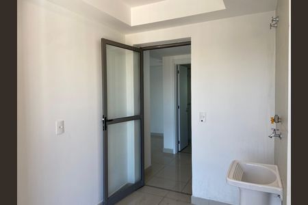 Apartamento à venda com 159m², 3 quartos e 2 vagas Apartamento à venda com 159m², 3 quartos e 2 vagasÁrea de Serviço